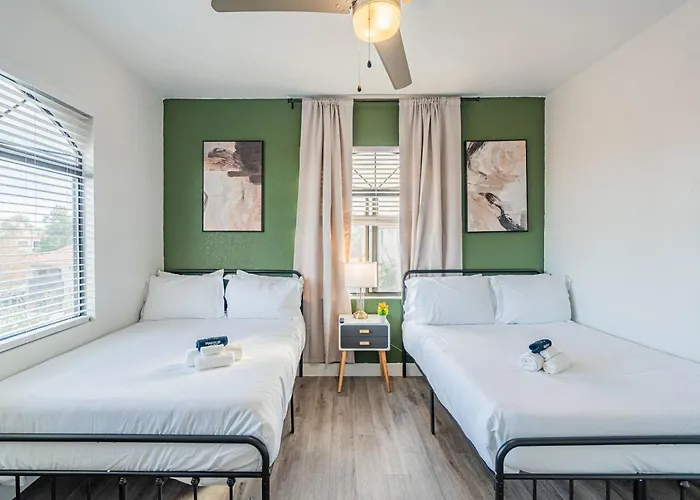 Near Diablo Stadium & Dt Gym Pool W&d Prking Apartment